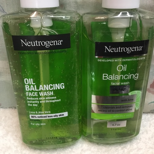 2 X Neutrogena Oil Balancing Facial Wash Mattify Lime & Aloe Vera 6.7 Fl Oz