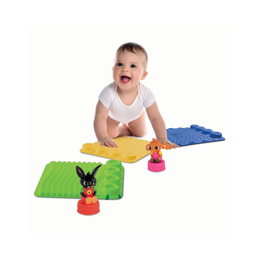 [8005125174904] CLEMENTONI Baby Sensory Play Mat With Figures Included 6 Pieces