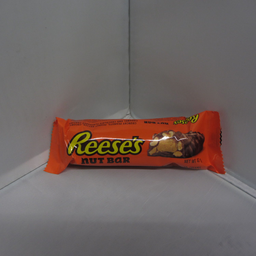 REESE'S Nutrageous 47 g